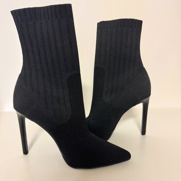 Steve Madden Discreet Stiletto Heeled Sock Boots In Black Rib - Picture 2 of 5